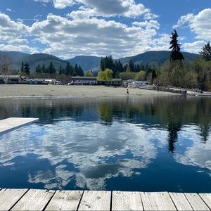 Meet your Posher, Celina